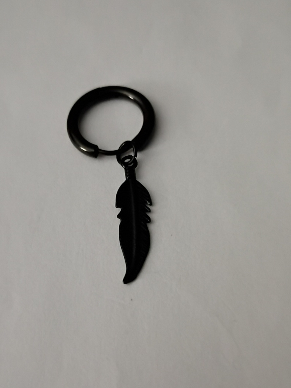Black Feather Keyring for Men - Sleek Minimalist Accessory Single Earring
